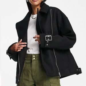 NA-KD oversized biker jacket in black. Size 8 (EU 40). Amazing condition.